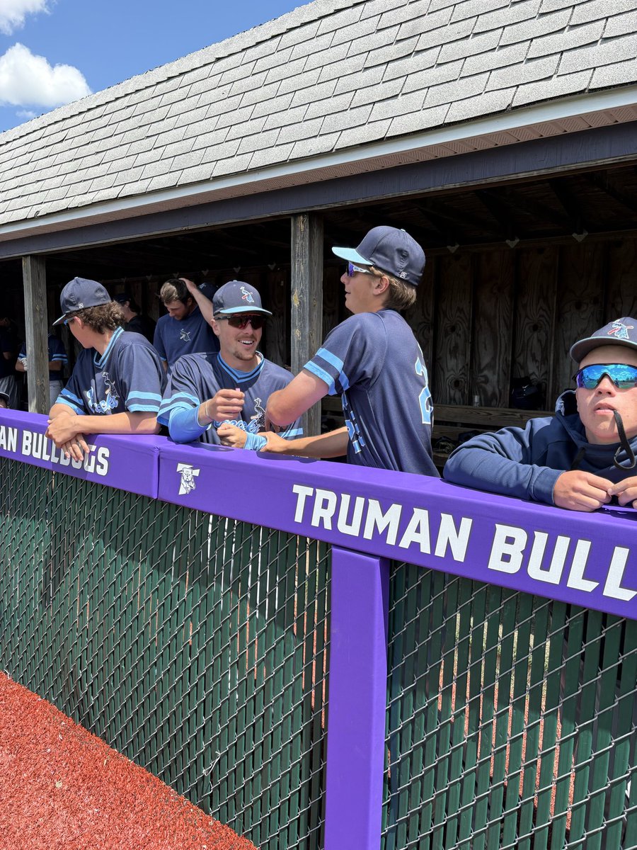Upper Iowa Baseball tweet media