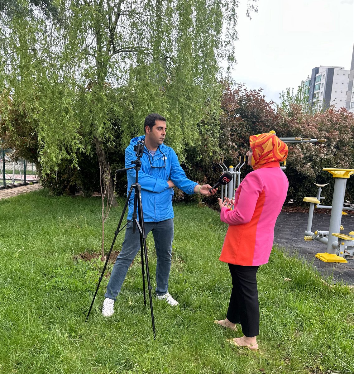 onttheway's tweet photo. CNN Türk’ün başarılı muhabiri @burakemek10 ile Sayın Cumhurbaşkanımız @RTErdogan ‘ın öncülüğünde yürütülen Terörsüz Türkiye sürecini değerlendirdik. Toplumsal barışın güçlendiği bir Türkiye mümkün. ✨ https://t.co/Xq6K2wrNDB