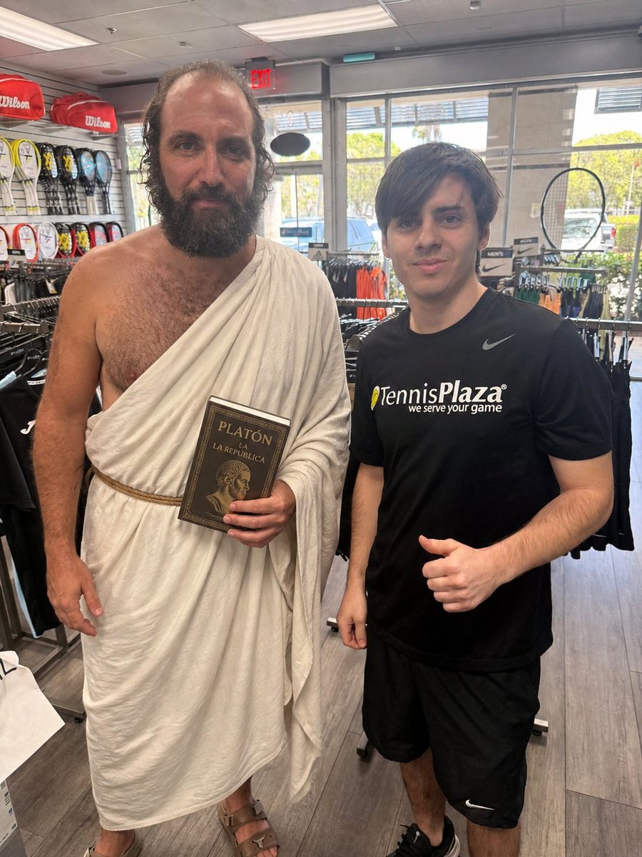 Krakatón tweet media