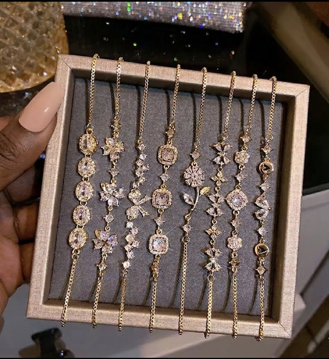 _byhana's tweet photo. Venez découvrir notre collection de bijoux raffinés en acier inoxydable plaqué or 18k — des pièces élégantes, durables et accessibles, pensées pour sublimer chaque femme au quotidien. ✨
+221766889191 https://t.co/UbrBaXGzdM
