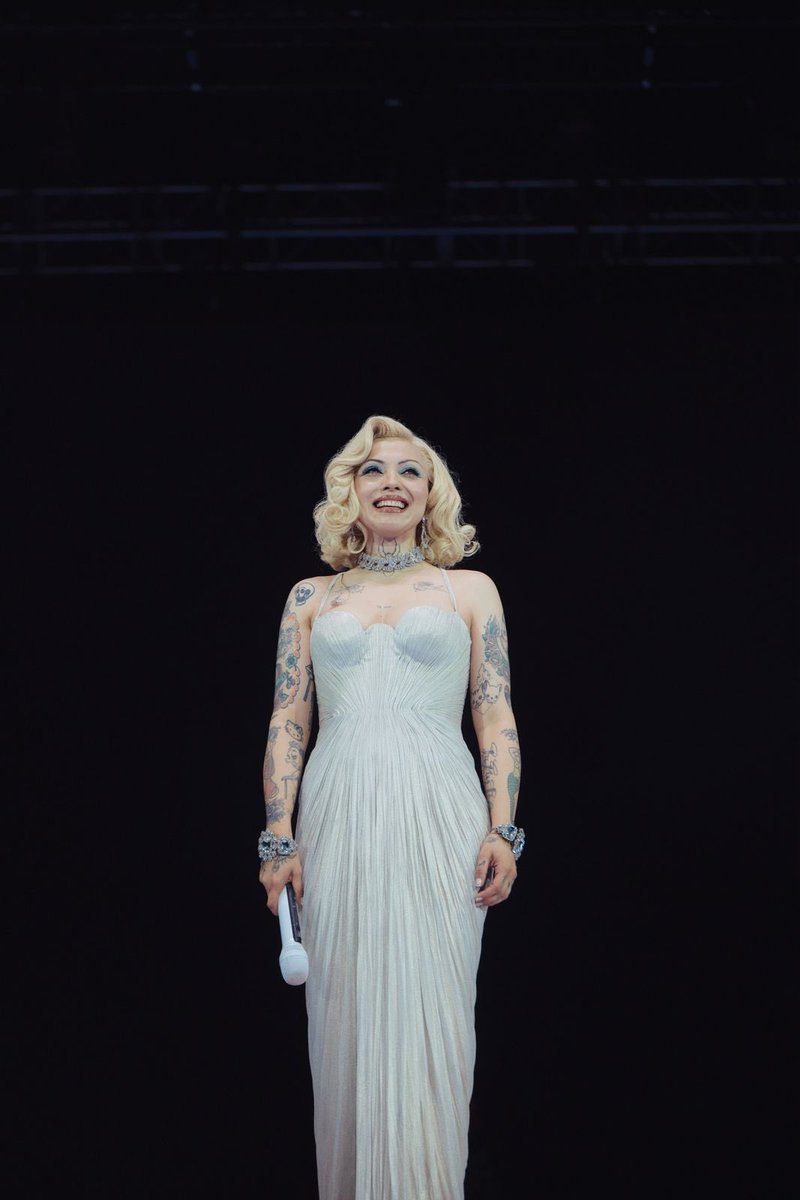 Mon Laferte tweet media