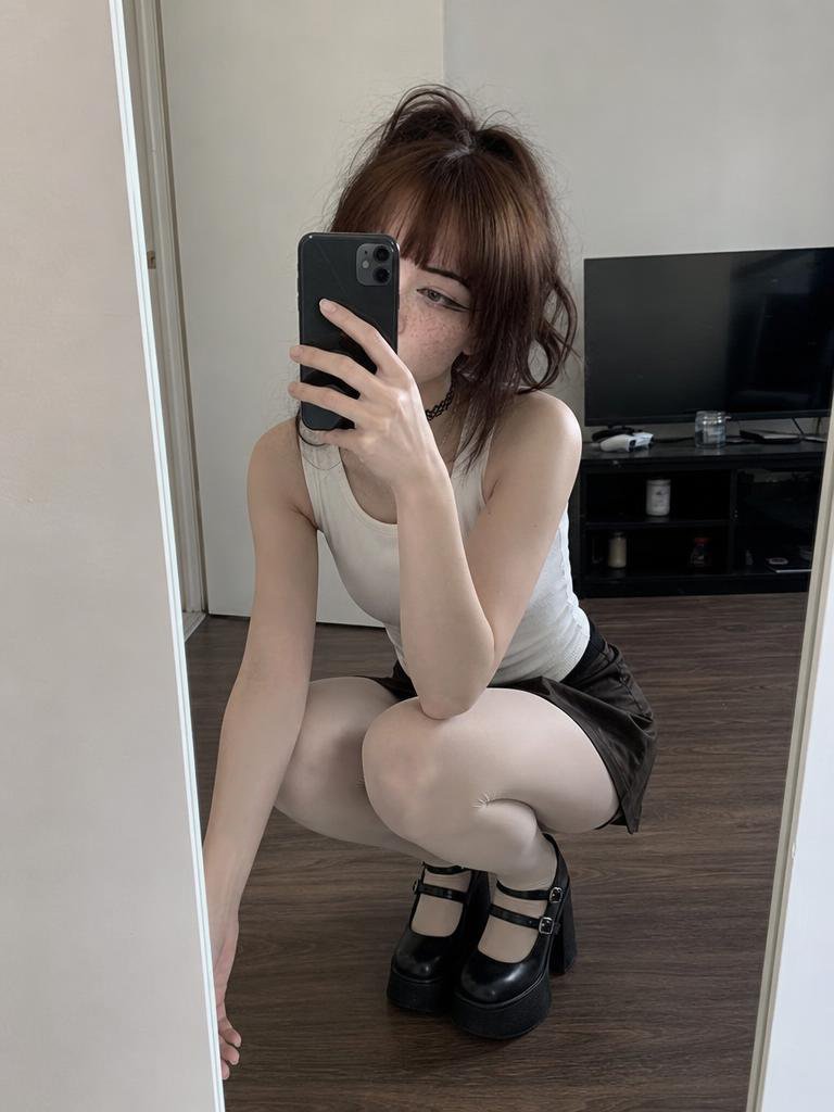 ula krasula ෆ⁠ tweet media