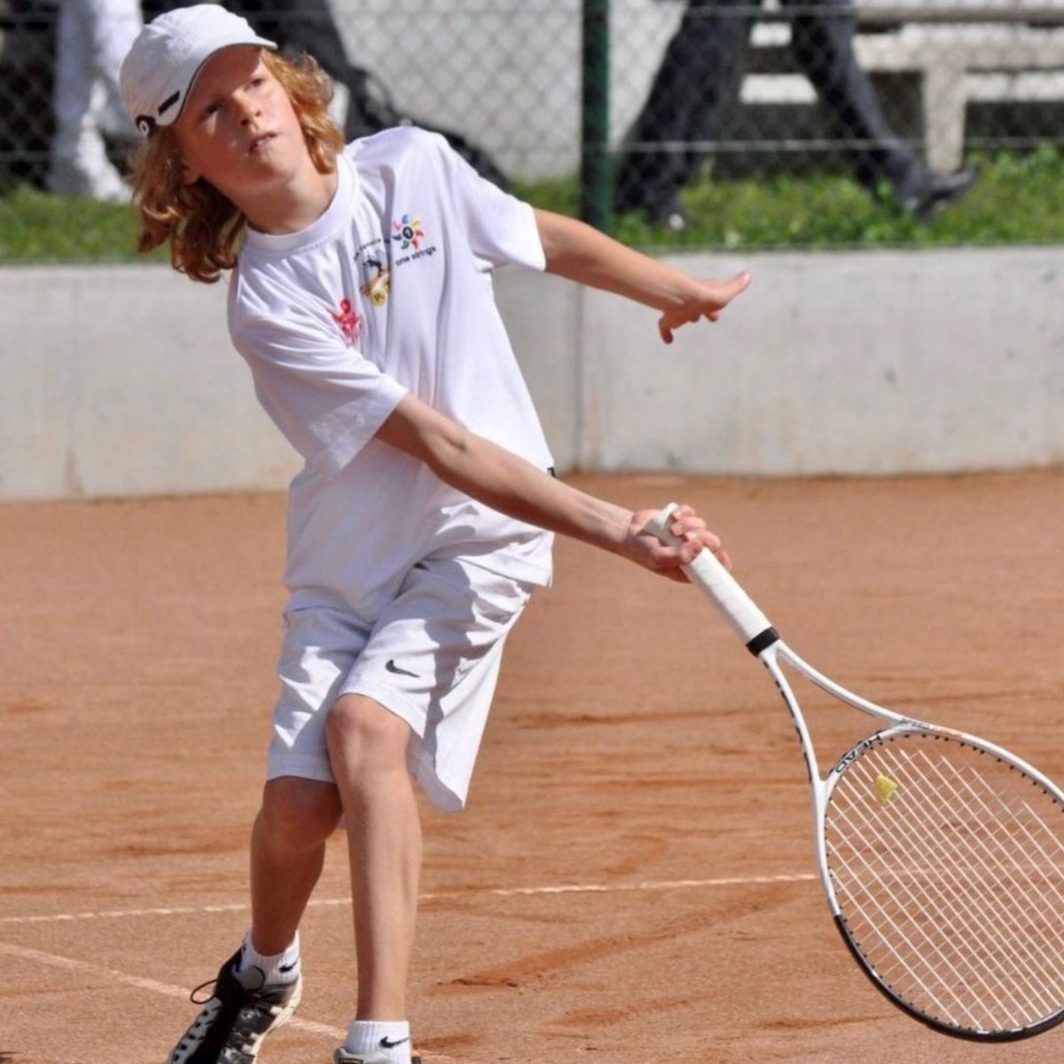 eille 🎾 ིྀ tweet media
