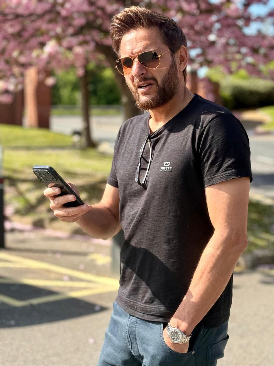 𝐒𝐡𝐚𝐤𝐢𝐫 𝐉𝐮𝐠𝐠𝐚𝐧 tweet media