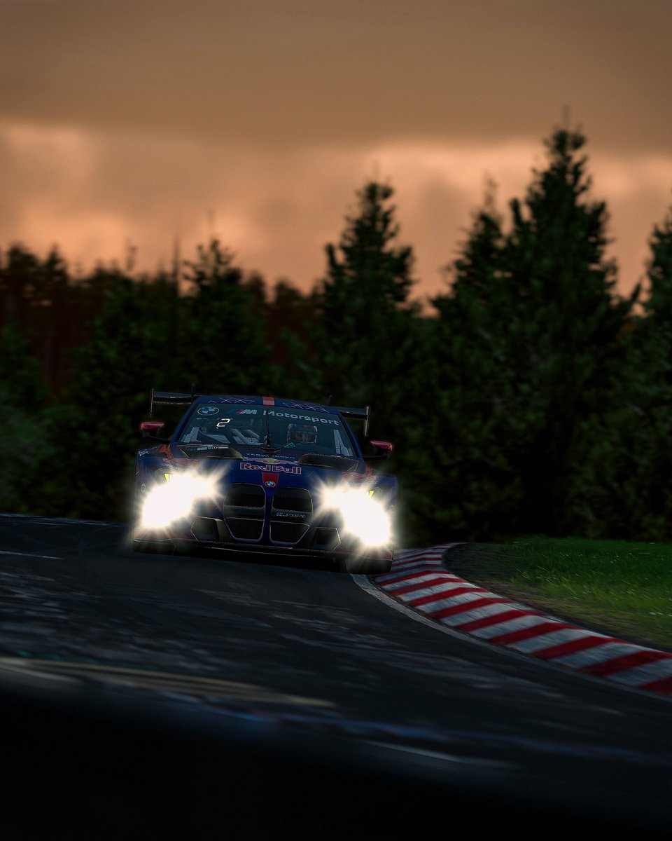 Verstappen Sim Racing tweet media