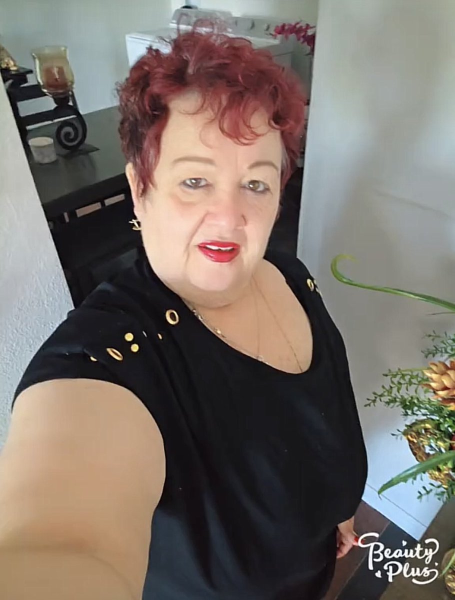 María Broche tweet media