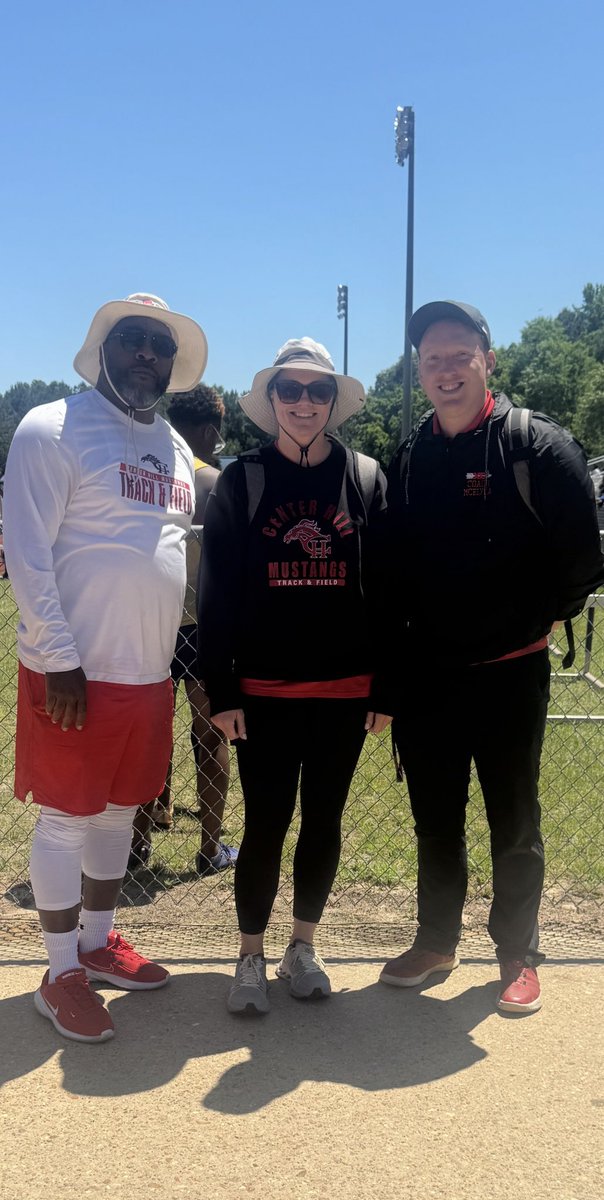 chhstrack_boys's tweet photo. Center Hill Track Coaches at State! @DBcoachwms @TweetDCS_CHHS @CoachOwensCHHS https://t.co/3j8bY7e5OS
