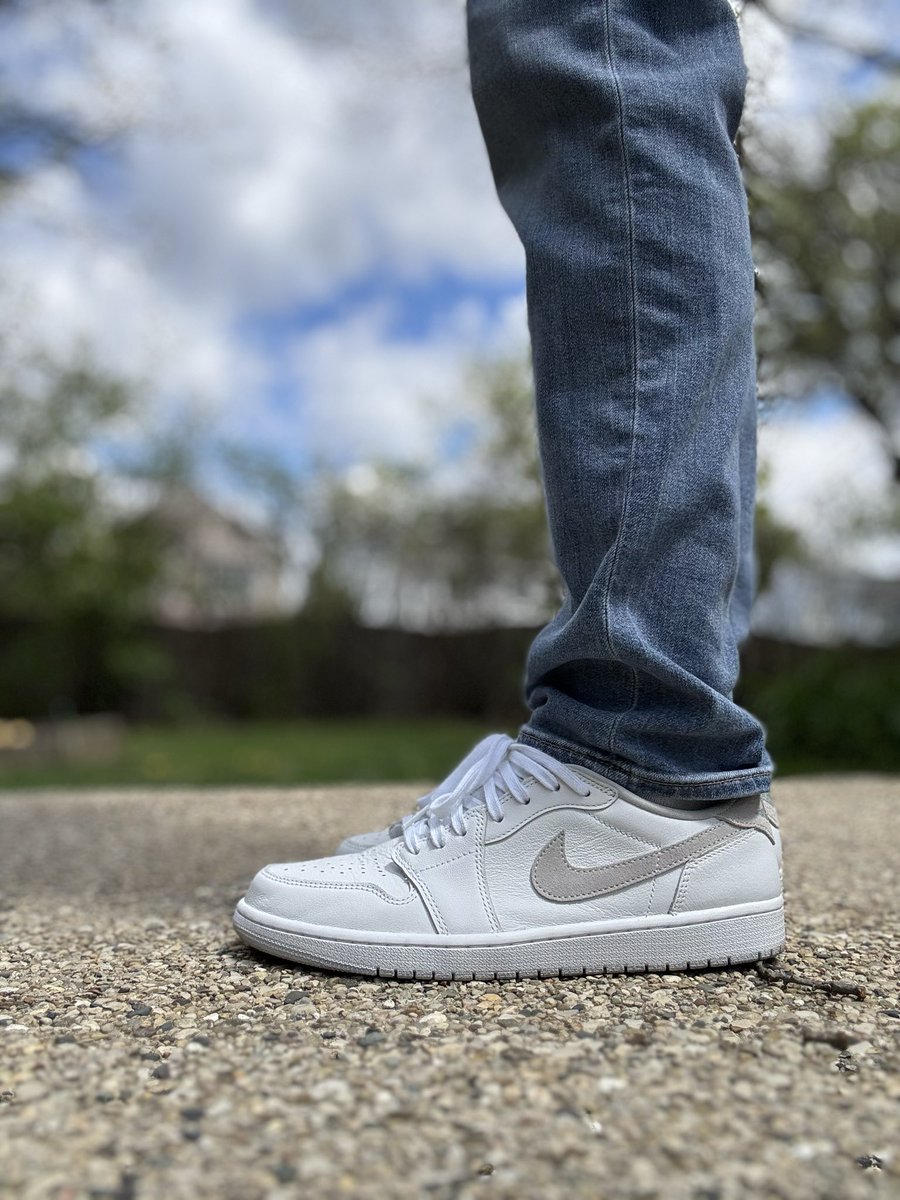 Moonman989's tweet image. #kotd #yoursneakersaredope @Jumpman23 Happy Saturday! Have a great day, be kind and be safe!! ✌🏻🤍🩶