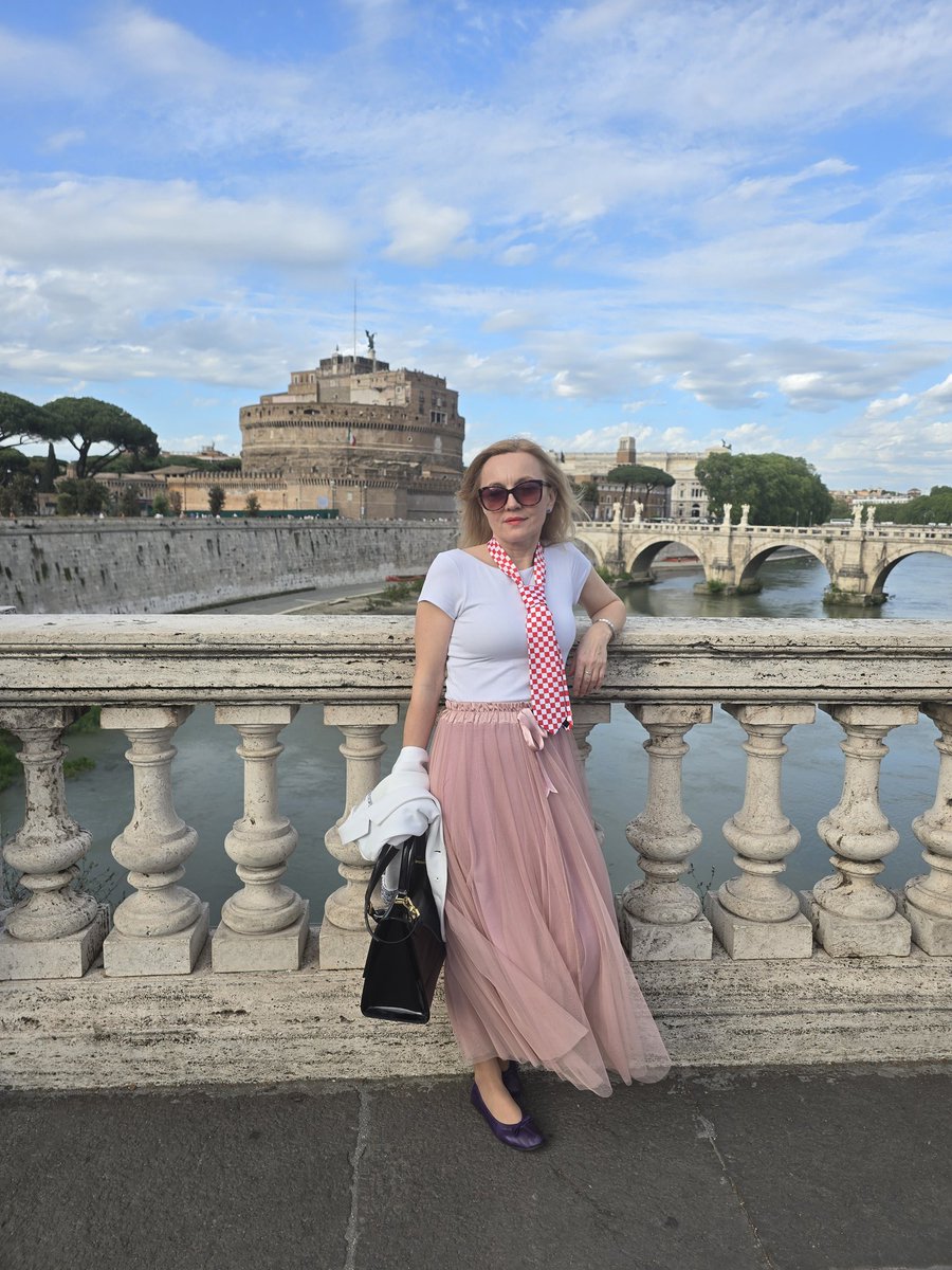 marijana_petir's tweet image. Anđeoska tvrđava: najljepša tvrđava u Rimu! #rome #culture #italy