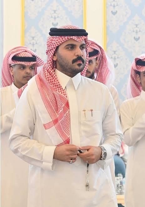 إيڤان | Evan tweet media