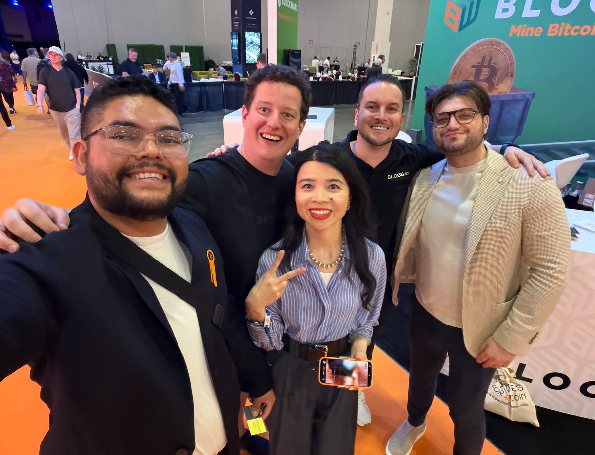 Alan tweet media