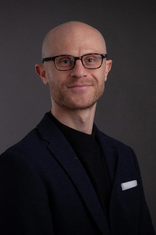 Karl tweet media