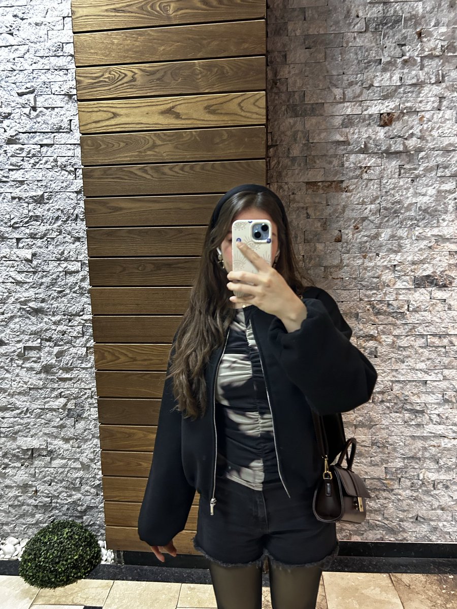 weonnur ⁷ tweet media