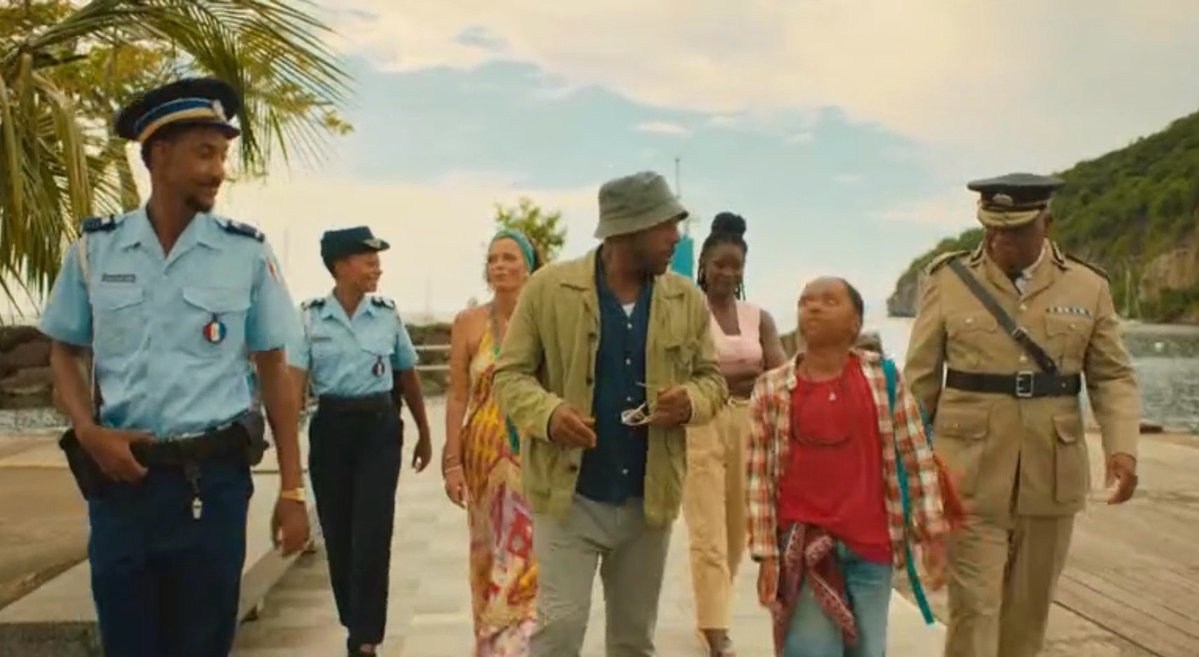 DebbieBlackma14's tweet image. The #Paraverse proving that found family can be just as important and loyal 
#DeathinParadise #BeyondParadise