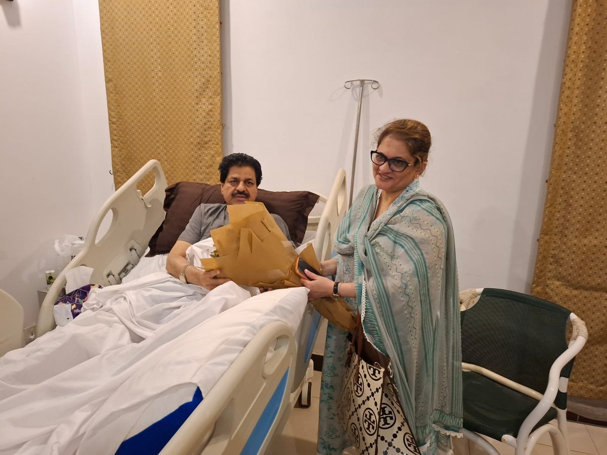 Lala Muneer Farooqui tweet media