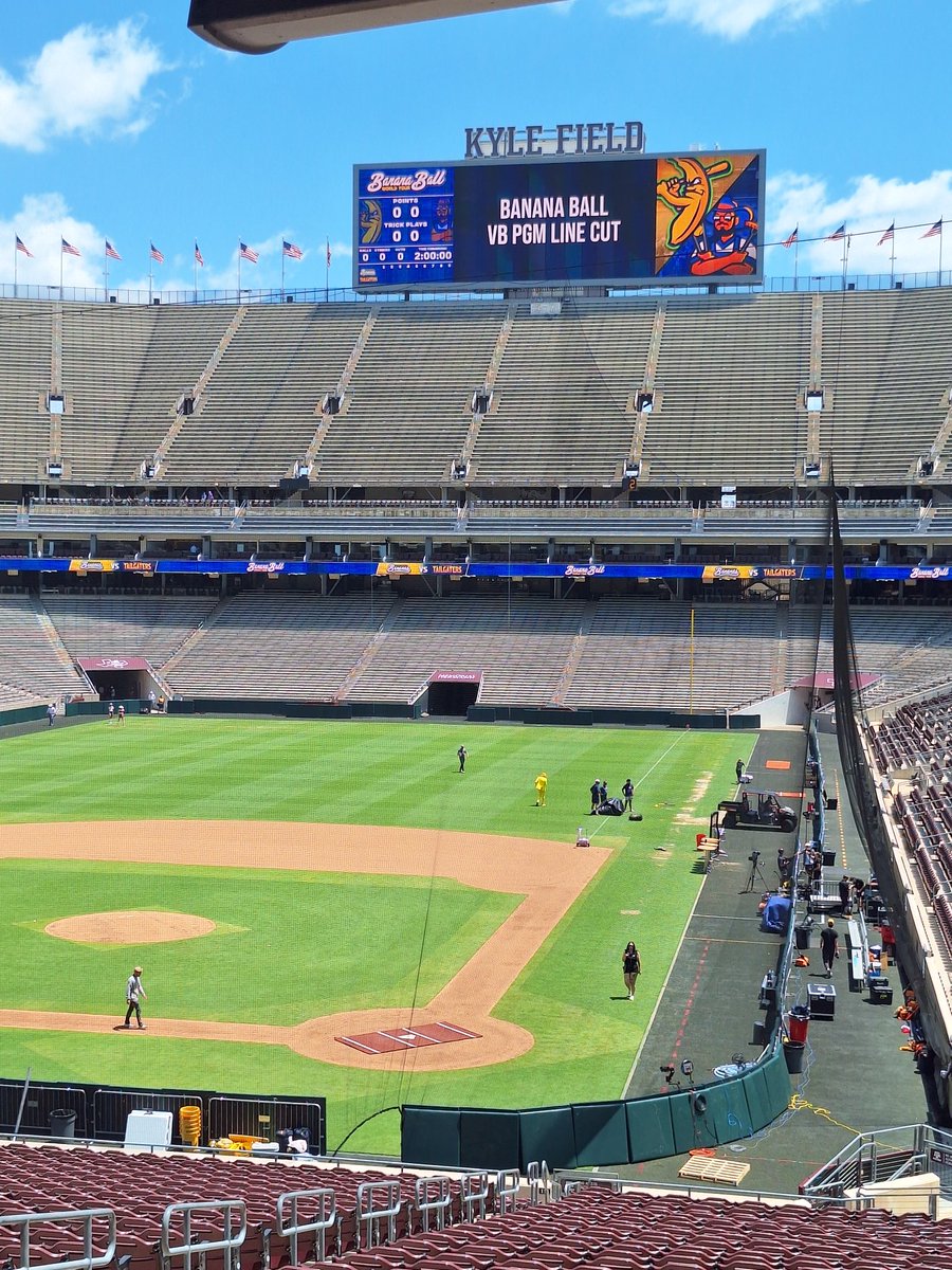 WDemonshae's tweet image. Top flight of the world 🌎 not the city #SavannahBananas #Duty #DutyCalls #TopFlight #TopFlightSecurity #TopFlightSecurityOfTheWorld #NotTheCity  #TopFlightSecurityOfTheWorldCraig #KyleField