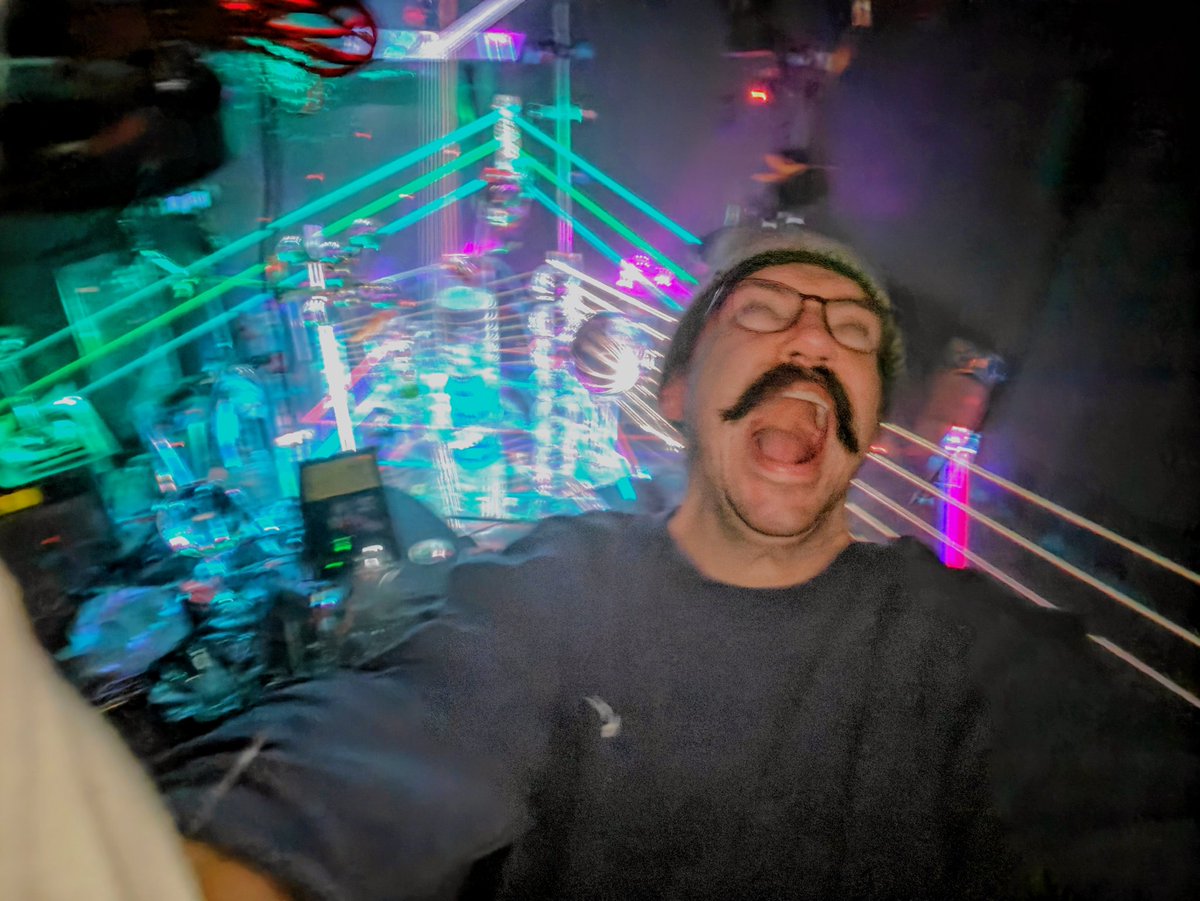 LaserLewDude - Laser Installation Art + Innovation tweet media