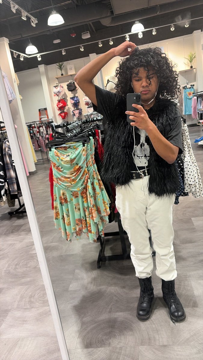 Jackie Cade tweet media