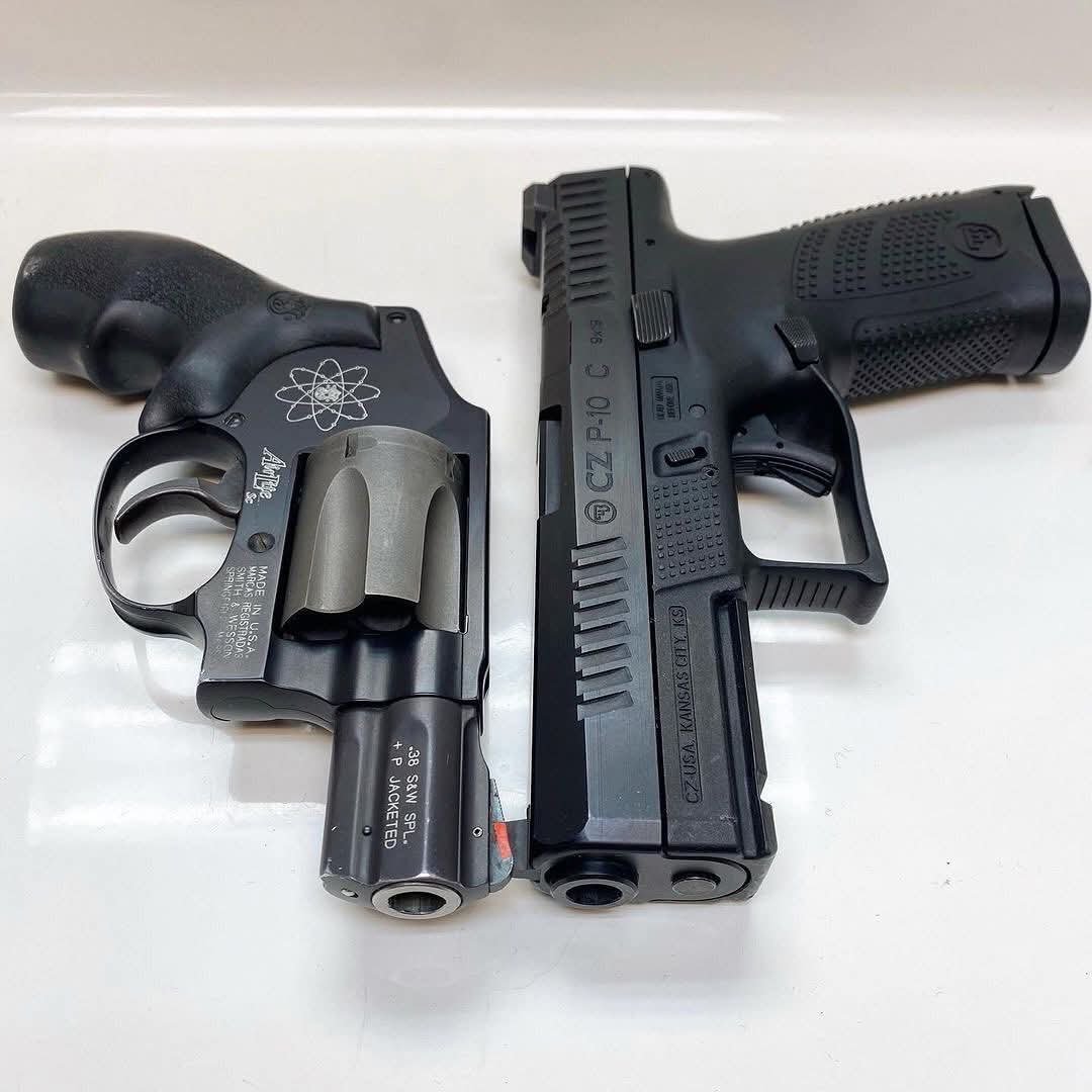 Guns Fanatics tweet media