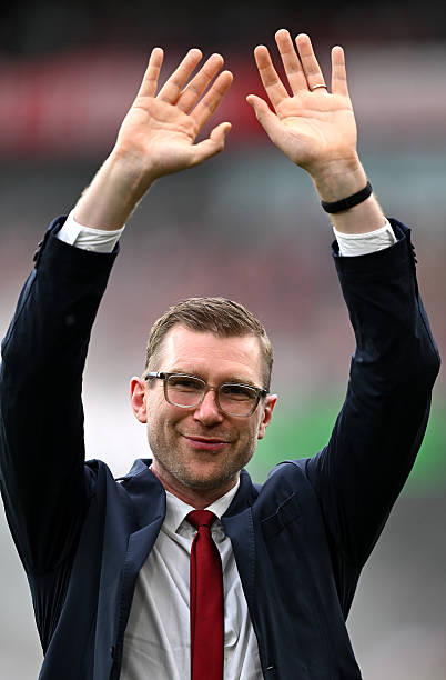 Myles Lewis Skelly on Per Mertesacker 15 year anniversary:

"I just want to say thanks to Per for everything he's taught me. He's been a real role model and the lessons that he's instilled in me, I'm so grateful. 

I wish him all the best." [Arsenal]