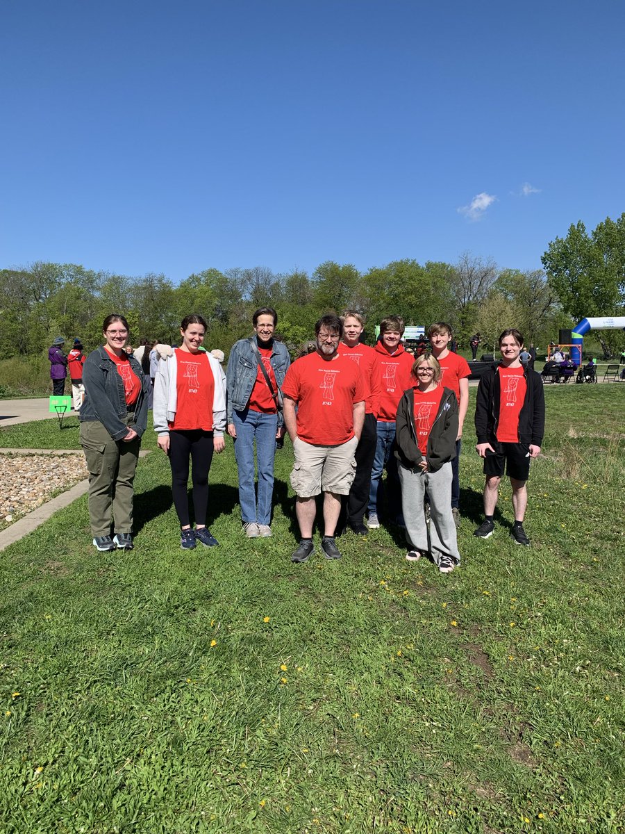 MsChristineMons's tweet photo. @RawBacon8743 joined members of the Iowa City community area to raise funds and show support for people suffering with mental illness and their families.#NAMI https://t.co/CJzB2iMTKH