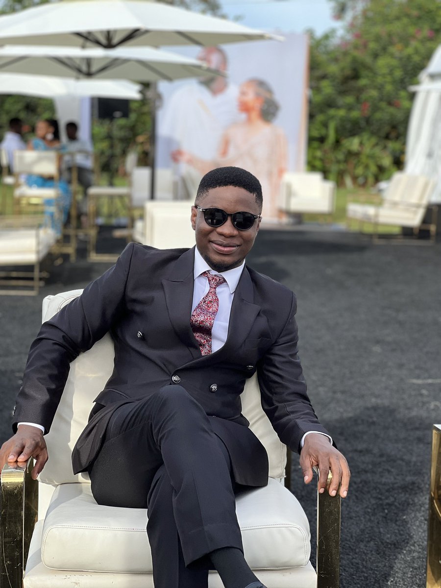 danielmuyinza's tweet image. 🎷
#wedding #saxophone