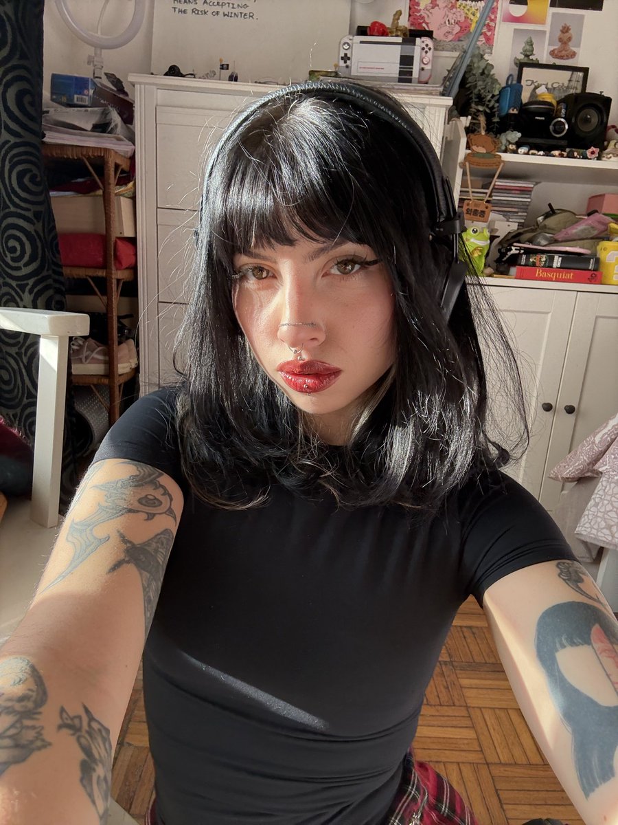 zannie tweet media