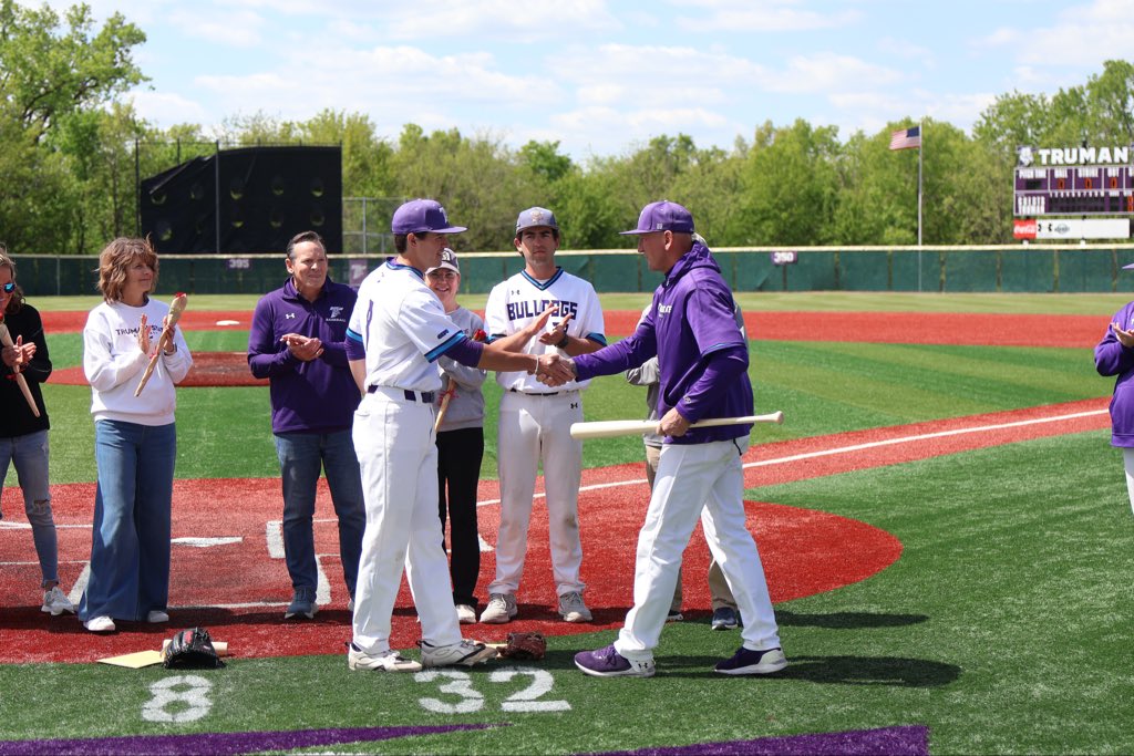Truman Athletics tweet media