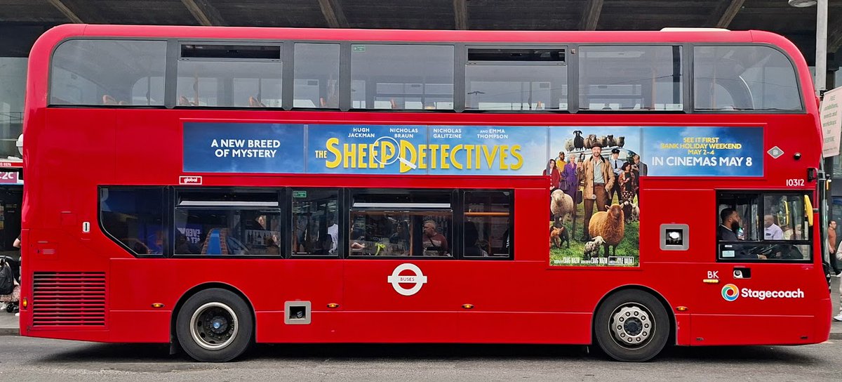 FilmsQuirky's tweet photo. #TheSheepDetectives  (2026) 
#LondonBusFilmTSide  #LondonBusFilmPoster 🚌 
#AmazonMGMStudios  #LordMiller  
#ThreeStrangeAngels  #WorkingTitleFilms https://t.co/n4blKxk91P