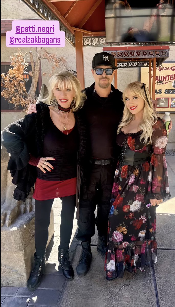 Kerry Banfield 👻🎃 tweet media
