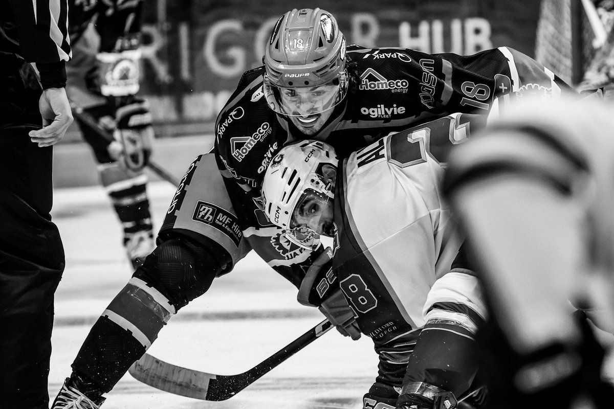 steelershockey's tweet photo. Thank you Sam Tremblay : Once a Steeler, always a Steeler 🧡🏒

Read more here : https://t.co/Z6A6Vkb0Ia

#SteelersHockey https://t.co/Bm2DR3sQSo