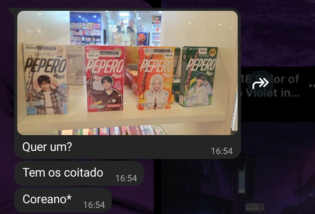 TheLIttleShade's tweet image. Meu namorado foi no shopping hoje, e eu estou no serviço, é meu horário de almoço e ele simplesmente me manda isso, fez meu dia KKKKKKKKKKKK meu coitado favorito é o Cristiano 💅✨ #skz #kpop #print #STRAY_KIDS #stay