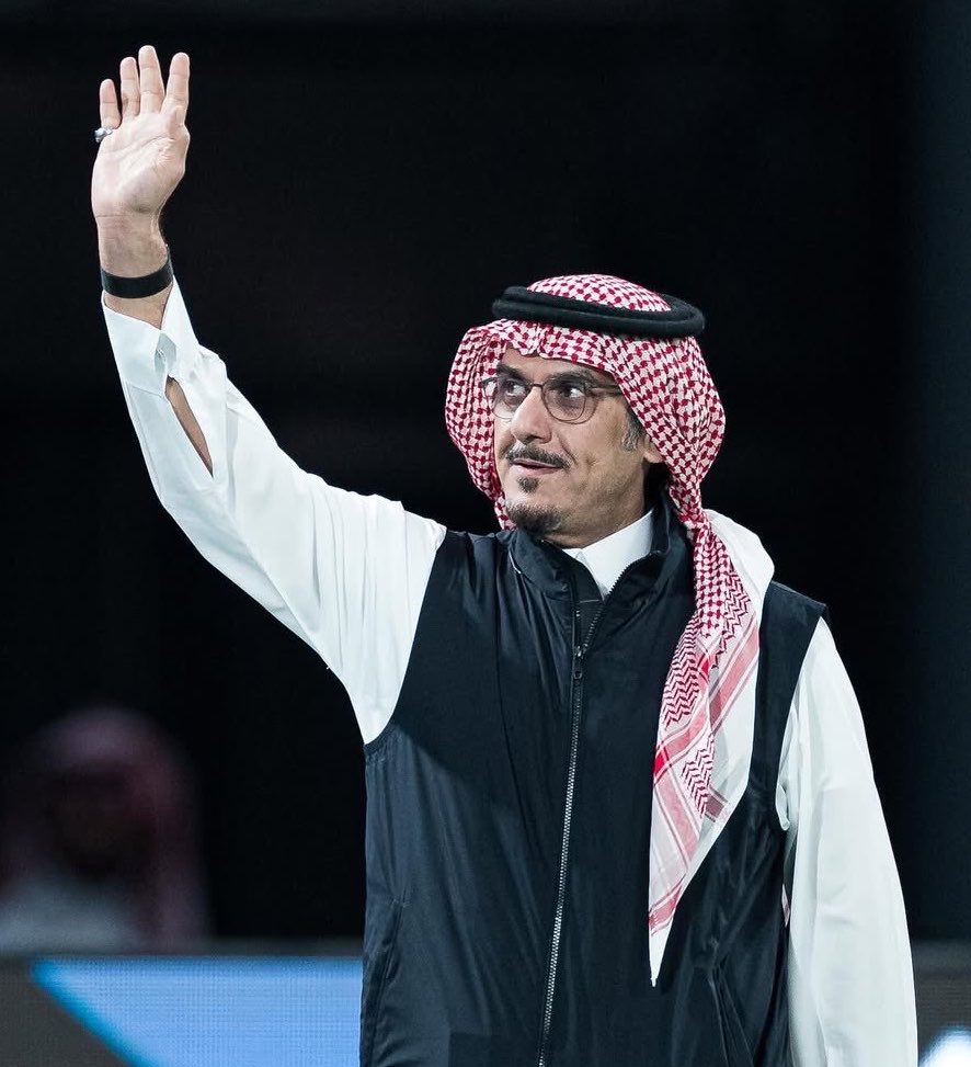 ‏ فالكون tweet media