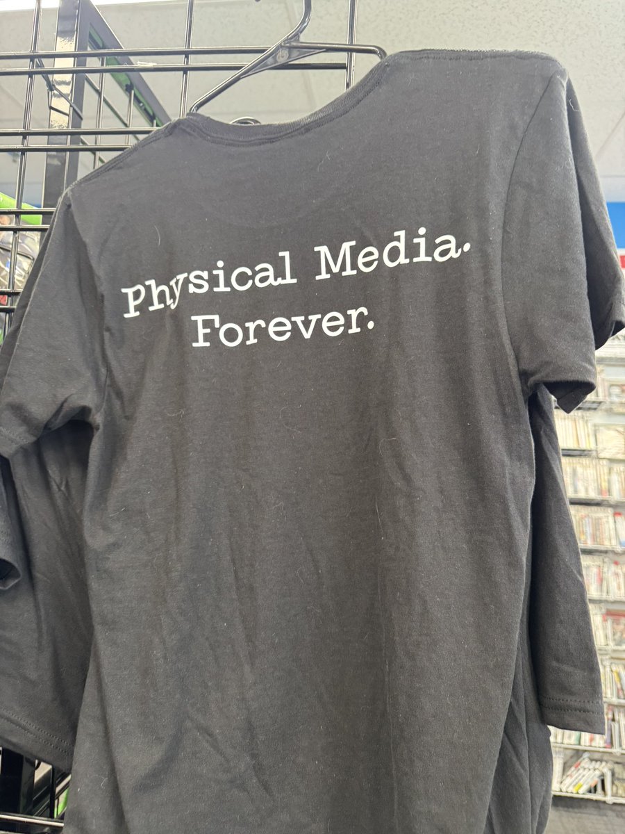 Chris Moore tweet media