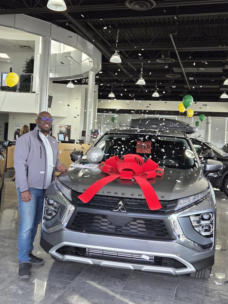 PlatinumMitsu's tweet photo. 🌼 SPRING HAS SPRUNG… AND KEYS ARE TURNING 🔑✨

There’s nothing better than celebrating a delivery like this 🙌
Confetti flying, bows on the hood, and another happy customer driving into their next chapter 💛 https://t.co/j6huEpJ6y0
