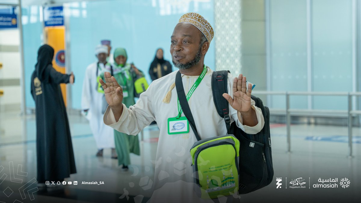 Almasiah_SA's tweet image. With hearts full of longing, the first group of pilgrims from #Tanzania arrived in the blessed city of Madinah. 
#Almasiah welcomed them with joy and pride in serving them.

Pilgrims of Tanzania… #Welcome 🇹🇿🇸🇦

#Hajj2026