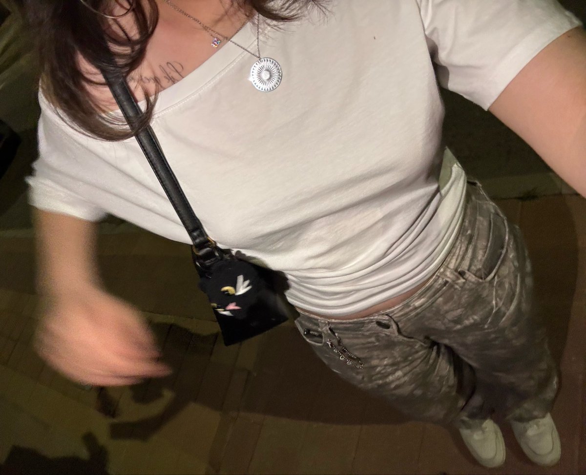 eva⋆ tweet media