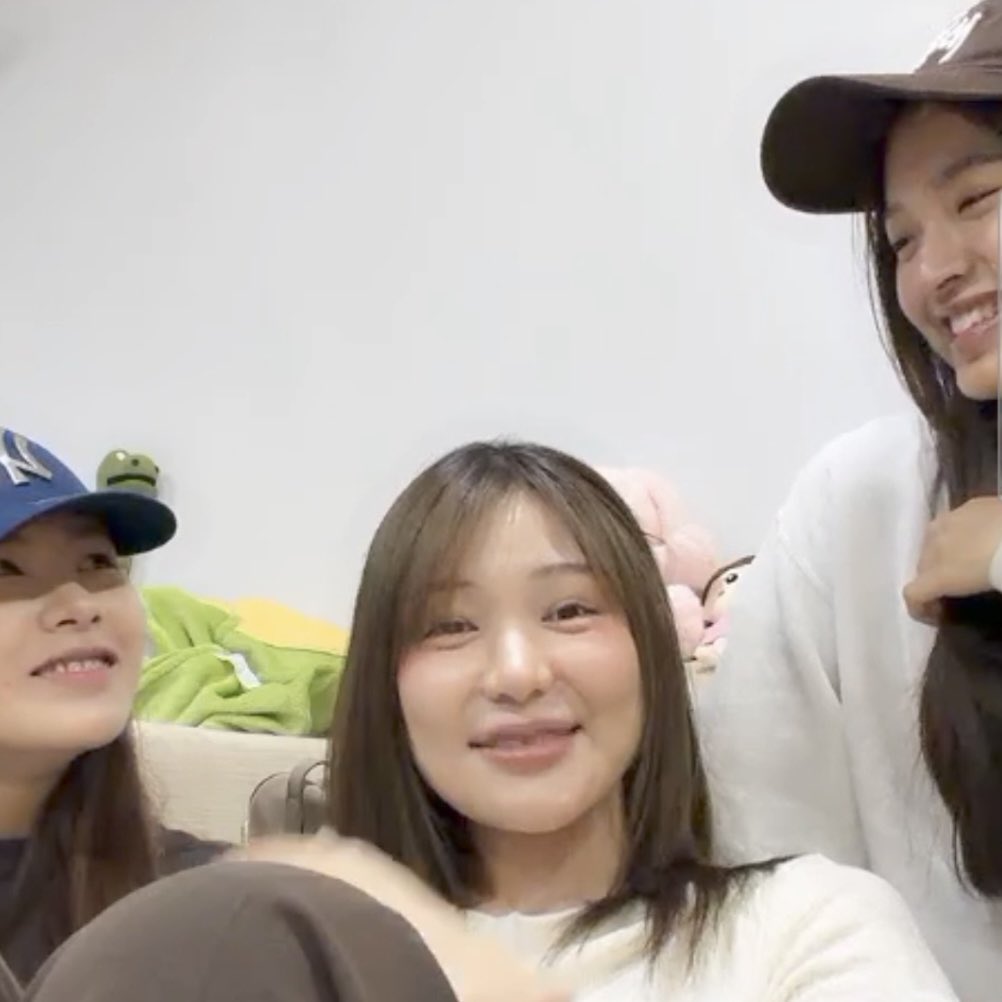 NongG | การศึกษาเวรรรร 🦄🍅🥑🍿🦋🐈🌹 tweet media