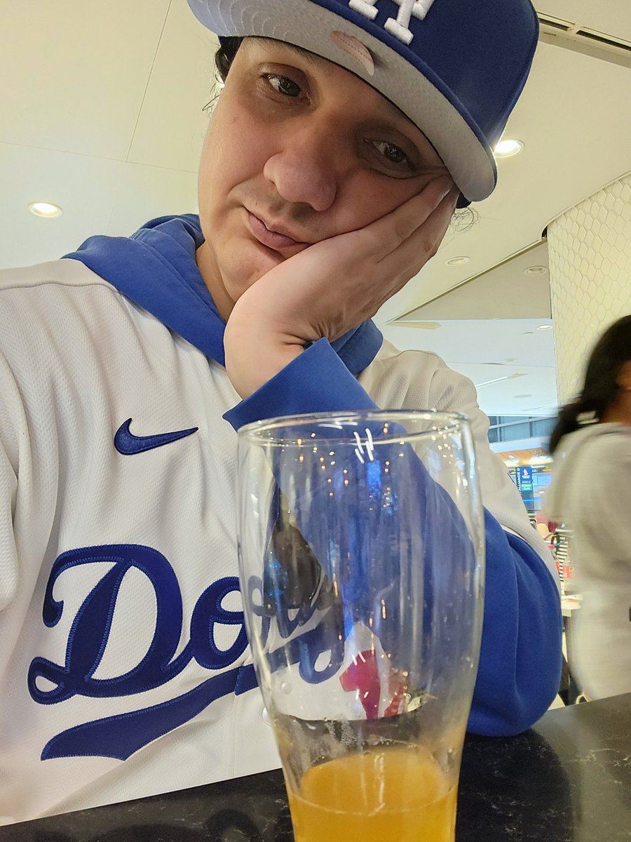 $17 airports beer