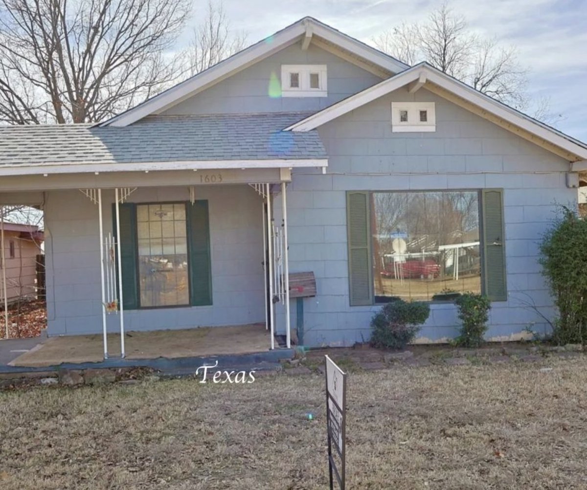 oldhouses100k's tweet image. Cute c.1920 #Affordable #Texas #Home For Sale #Reduced to $55K. 
oldhousesunder50k.com/cute-c-1920-af…
