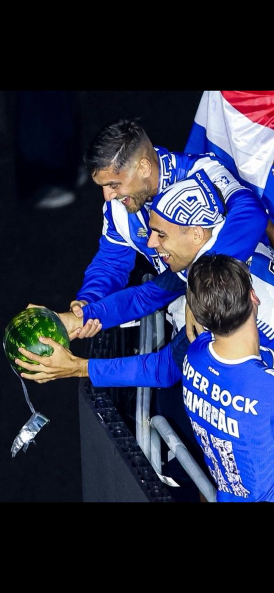 Raça de Dragão 🏆 tweet media