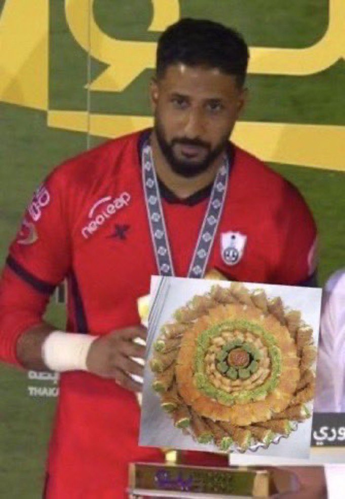emad____1's tweet photo. @football_li5 هههههههههههههههههههههههههههههههههههههههههههههههههههه https://t.co/3DEKWSRWq4