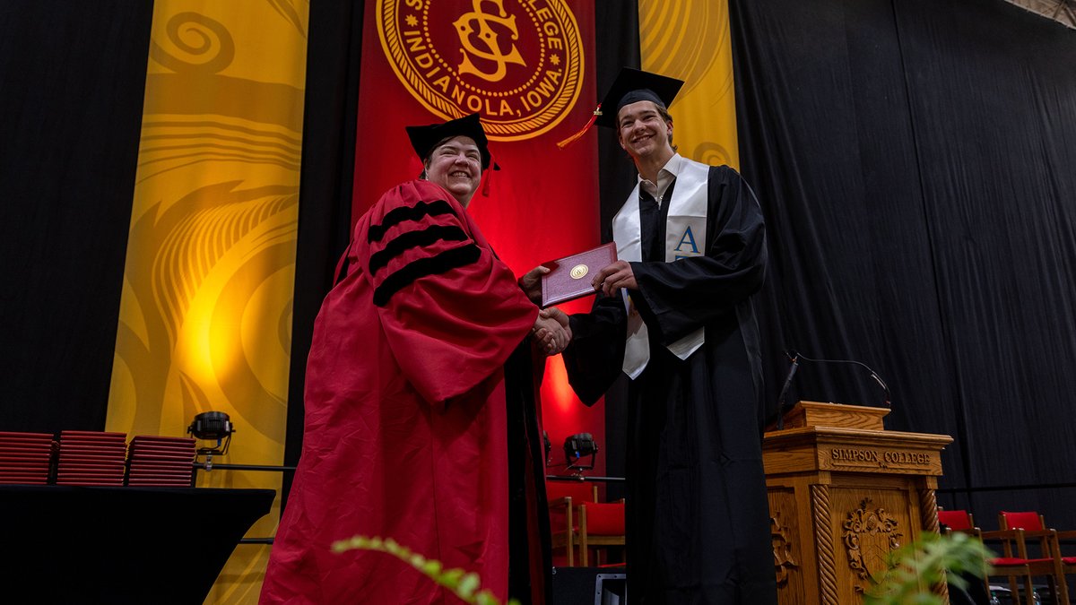 Simpson College tweet media