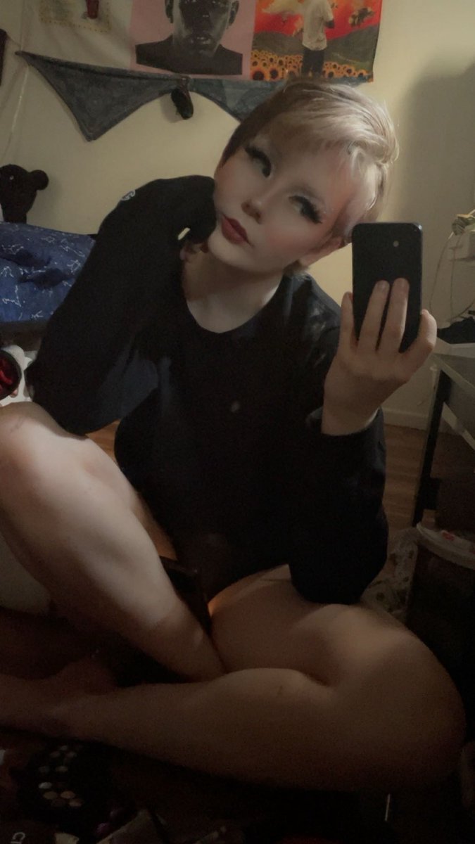 Eliza tweet media