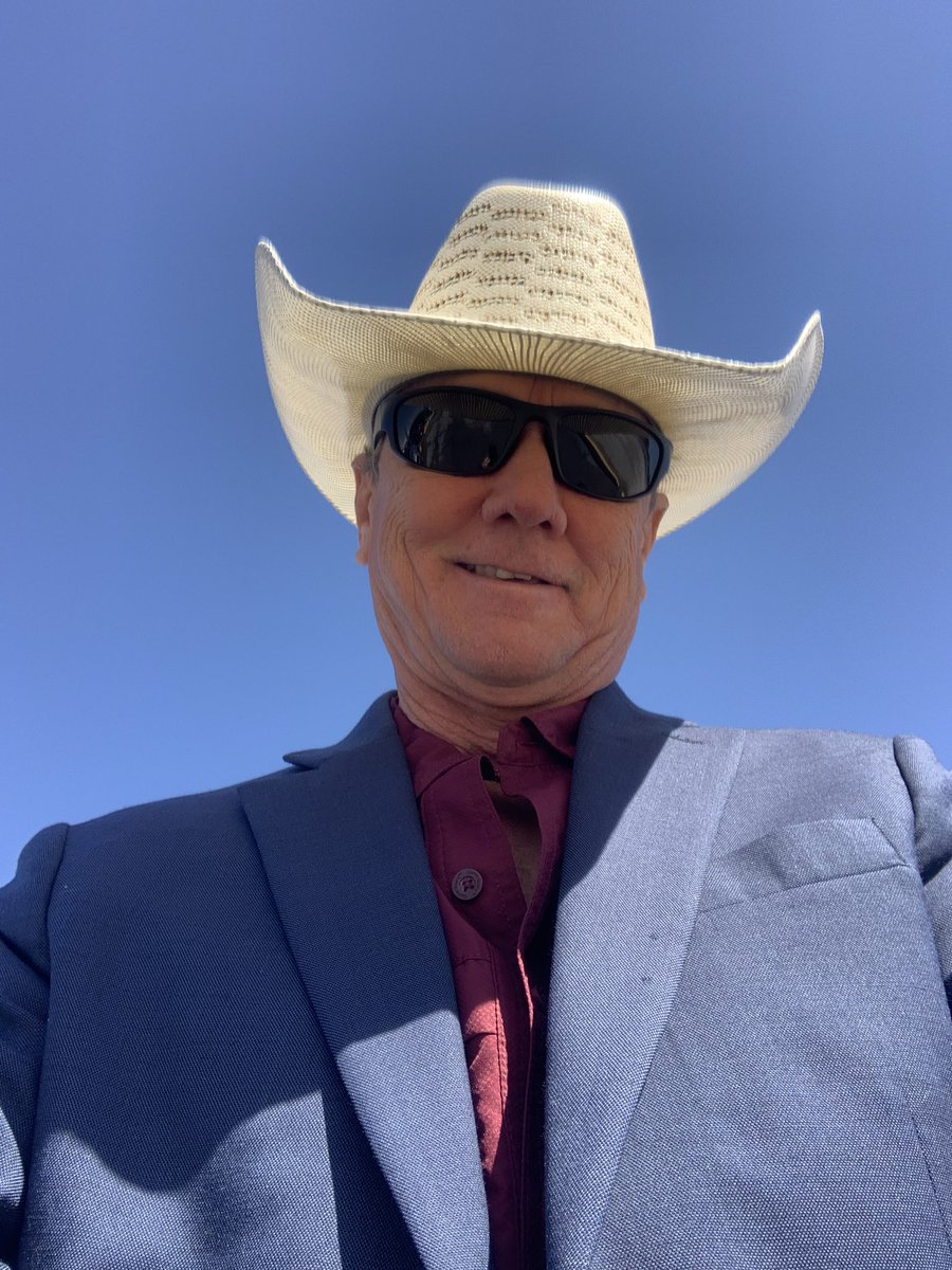 greg raesner tweet media