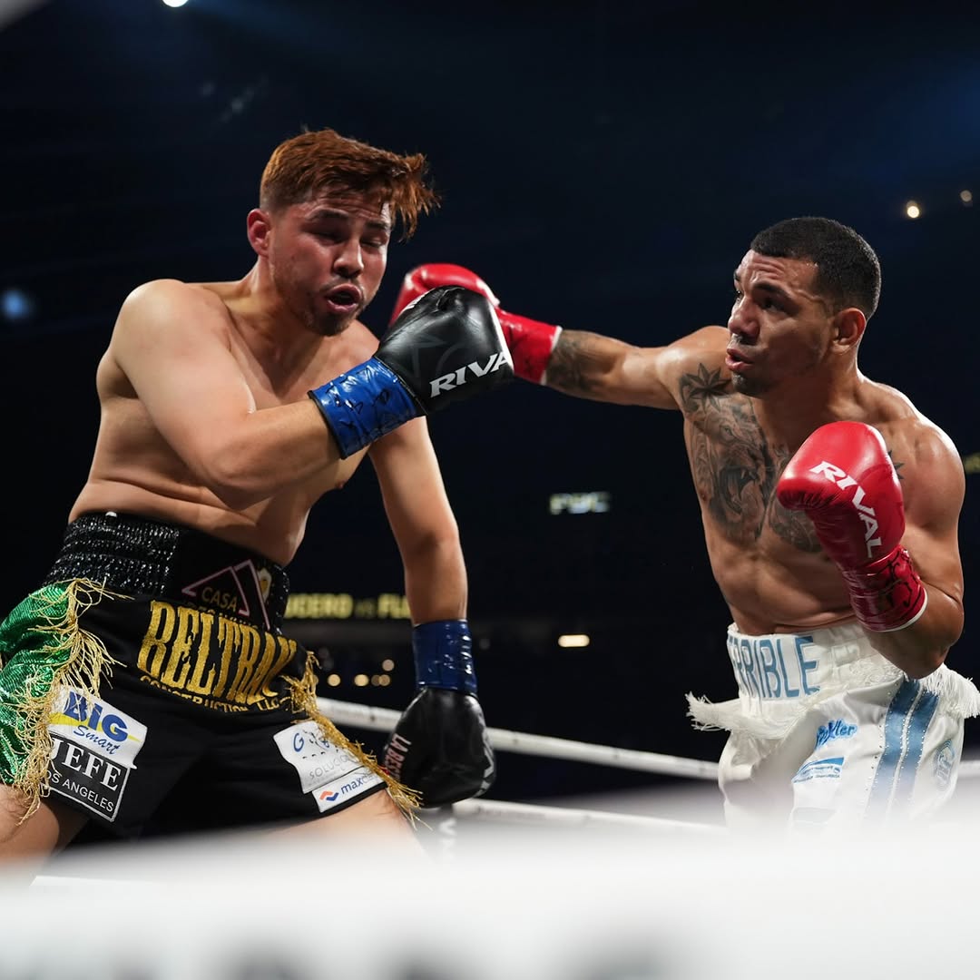 deportes_rpc's tweet photo. ¡SIN OPOSICIÓN! 🔥
Ismael Flores derrotó por decisión unánime a Isaac Lucero.
#BoxeoRPC 📸 @premierboxing https://t.co/fabmGNijL5