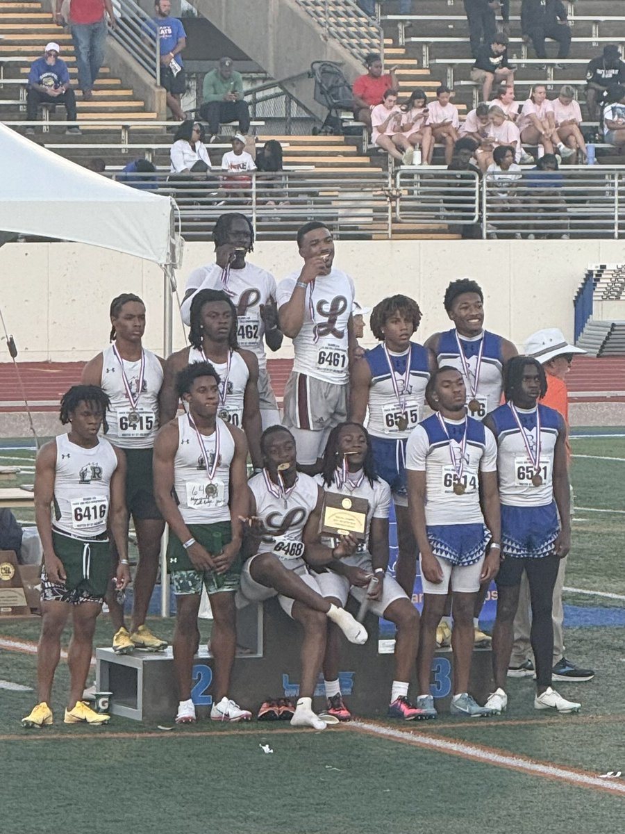 a_acosta_jr's tweet photo. Region 1-6A T&F Championships

Congratulations to all the 
@MidlandHSTrack & @lhsrebelstrack 
athletes that earned the opportunity to compete this weekend. You represented @AthleticsMISD well.

Good luck to the athletes that advanced to State! See you in Austin! 

@Wesley_A_Torres @amlopez4 @DrSDHoward @Midland_ISD

*Pictures of advancers below!!