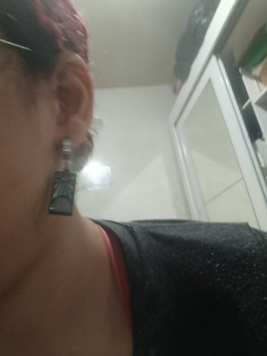 gabzees's tweet photo. My BF went to a convention and he bought me those stuff.
Loved the tiny Nezuko, she's so precious 🥹💕🤏 https://t.co/mF0Pf2DyAr