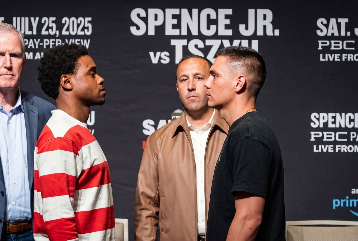 boxingnews24's tweet image. Errol Spence vs. Tim Tszyu Presser Gets Heated dlvr.it/TSLLBc #Boxing #BoxingNews