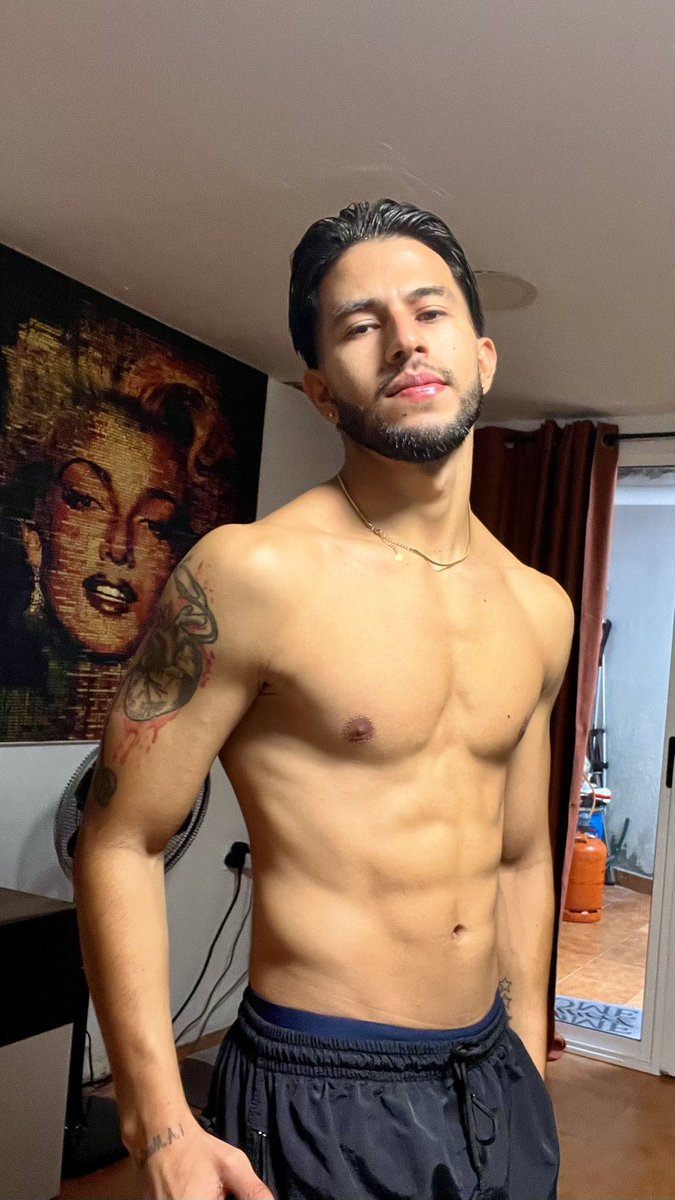 MarlonE278's tweet image. El hábito del gym es lo mejor que te puede pasar 🥹🥲 #men